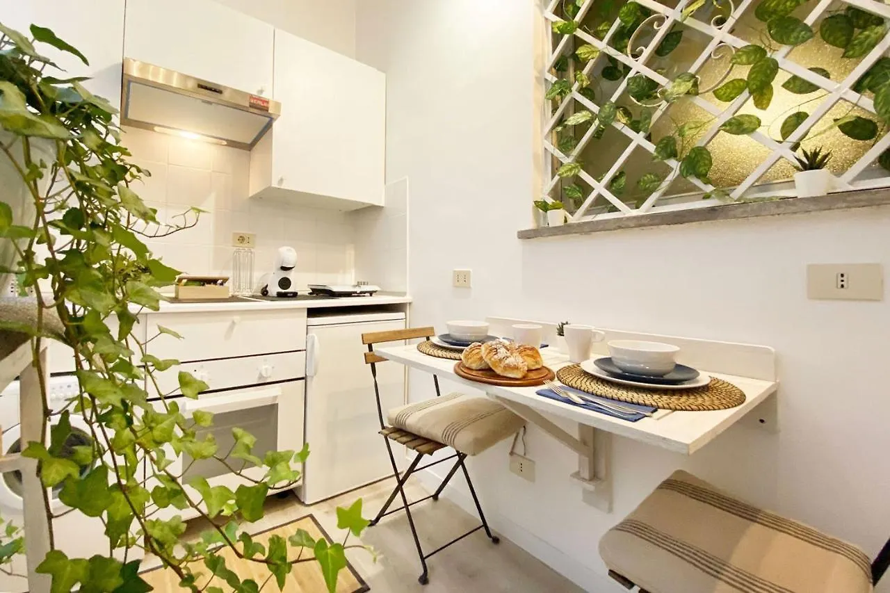 Flat Pen 56 Apartment Rome